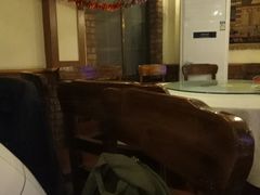 -维吾尔餐厅(宜山路店)