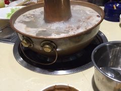 -楼外楼大刀肉传统火锅居(博学路店)