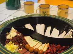 -有拈头成都市井火锅(稠州西路店)