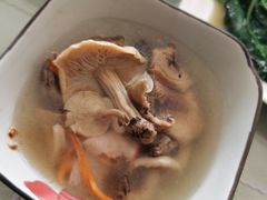 -天天向上素食餐厅(五台山店)