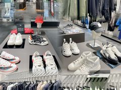 -首创奥特莱斯(西安店)