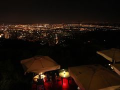 -草山夜未眠景观餐厅