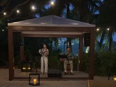 -三亚艾迪逊酒店·海滩烧烤 BARBACOA·现场乐队·浪漫晚餐·烧烤海鲜