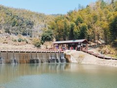 -梅岭月亮湾山体公园