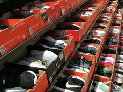 -上品折扣(回龙观店)
