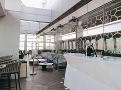 -OZONE 顶楼酒吧(香港丽思卡尔顿酒店)