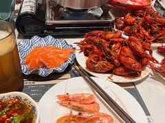 -金马门国际美食百汇(珞喻路店)