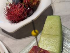 -雍容荟帝王蟹活龙虾展台自助(IFS黑金店)