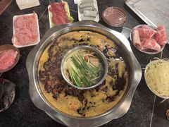 -邓莽子老火锅(中兴路总店)