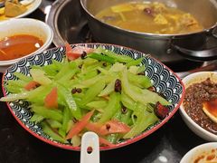 -丫丫汤膳打边炉(宏府408坊店)