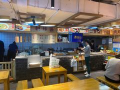 -呷佬·长沙手工米粉(金沙江路店)
