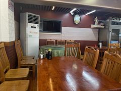 -东北四季饺子王(华山路店)