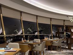 -杏荟旋转餐厅(广州爱群店)