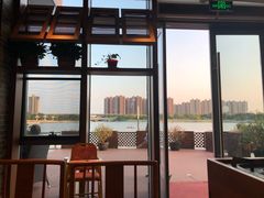 -翠山·映月湖景餐厅(映月湖公园店)