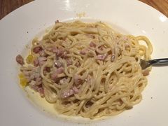 -玛格萝妮(汇智国际商业中心店)