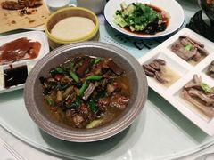 -香山湖家家宴(中山陵店)