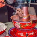  我大咸阳竟然也有正宗老北京铜锅涮肉了！