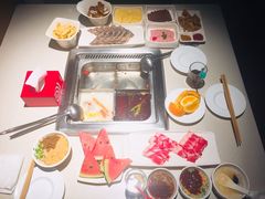 -海底捞火锅鲜切牛肉主题店(长寿路店)