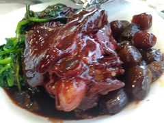 -山明水秀大饭店