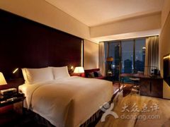 -广州天河希尔顿酒店