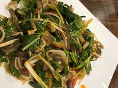 -原汁原味驴庄(长岭村店)