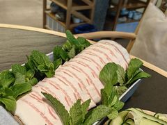 土猪五花肉-莺花渡火锅City Green(万象城店)
