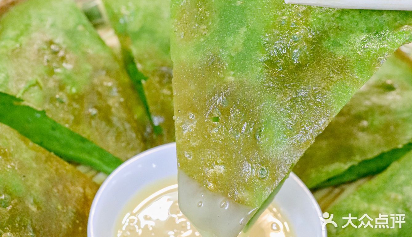 好吃到我了!海南特色美食 香香脆脆的斑斓煎面