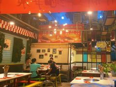 -钢管厂五区小郡肝串串香(奥克斯广场锦城万达店)