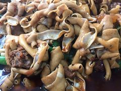 -一品红烧鸭特色川菜(三岔湖店)