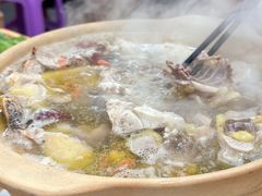 -威邵鸡煲(西华路总店)