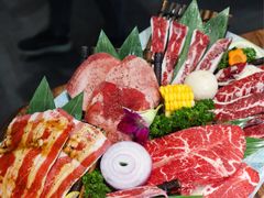 -明洞阿姨·韩式酱蟹烤肉·创意料理(三元桥店)