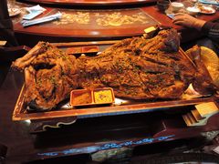 毡房鸿运烤全羊-大汗行宫园林餐厅