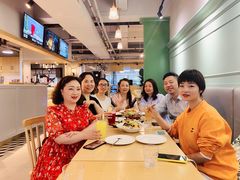-F+轻食健身赋能空间(中华北路国贸商场店)