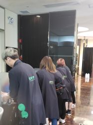 -八佰伴8008星级形象店