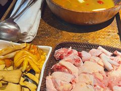 土鸡菌汤锅-芸山季·云南野生菌火锅(宝能环球汇店)