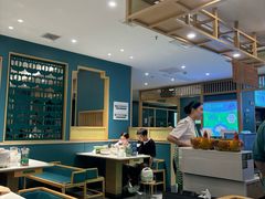 -绿草地·湘菜(7mall店)