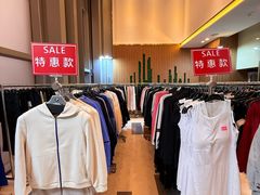 -广州周大福金融中心