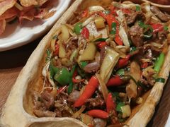 -老滇山寨•云南特色菜•地方菜•民族风情歌舞表演(金碧店)