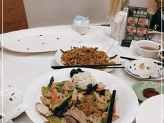 -五谷芳乳鸽王(海景店)