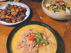 -雀舞云南菜(天津天河城购物中心店)