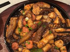 -鑫巴蜀小镇 · 水煮鱼专研店(玉桥店)