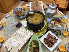 -三锅莊·牦牛肉火锅·香格里拉特色藏餐宴请餐厅(昆明创始店)