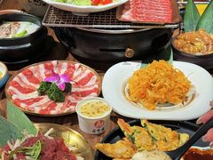 -明洞阿姨·韩式酱蟹烤肉·创意料理(三元桥店)