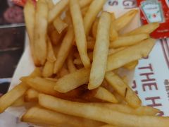 -The Habit Burger Grill 哈比特汉堡(世博店)