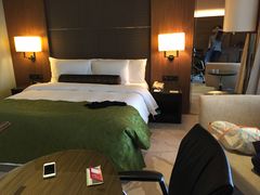 -上海滴水湖皇冠假日酒店