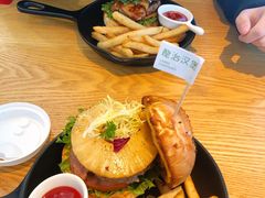 -龙治汉堡(中华城店)
