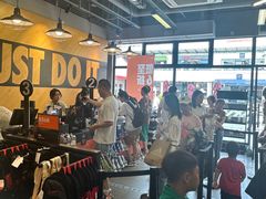 -NIKE上海青浦优选体验店