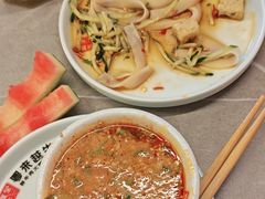 -宴全牛粤来越牛潮汕鲜牛肉火锅(海州万达广场店)