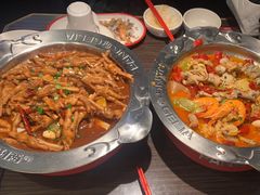 鸡爪煲-胖哥俩肉蟹煲(湖滨银泰in77店)
