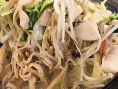 -丽虹云南过桥米线(兴工街店)